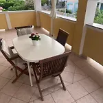 Ferien Haus Evita Auf Insel - I Daire Vir